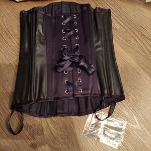 Women's black suede on black leather corset size 22